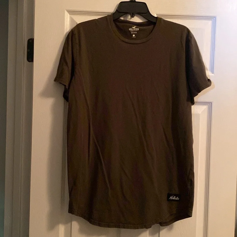 Mens Tees - Picture 2 of 5
